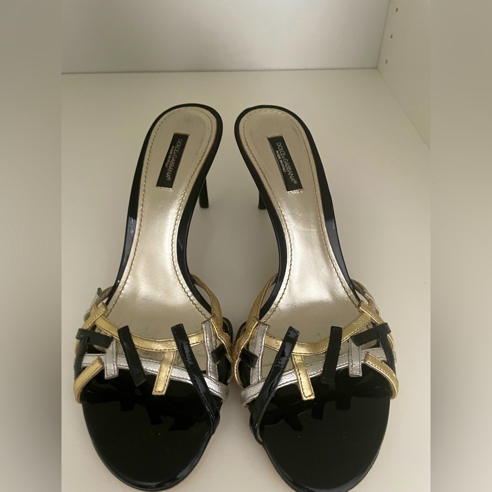 Dolce and Gabbana (Vero Cuoio) heels